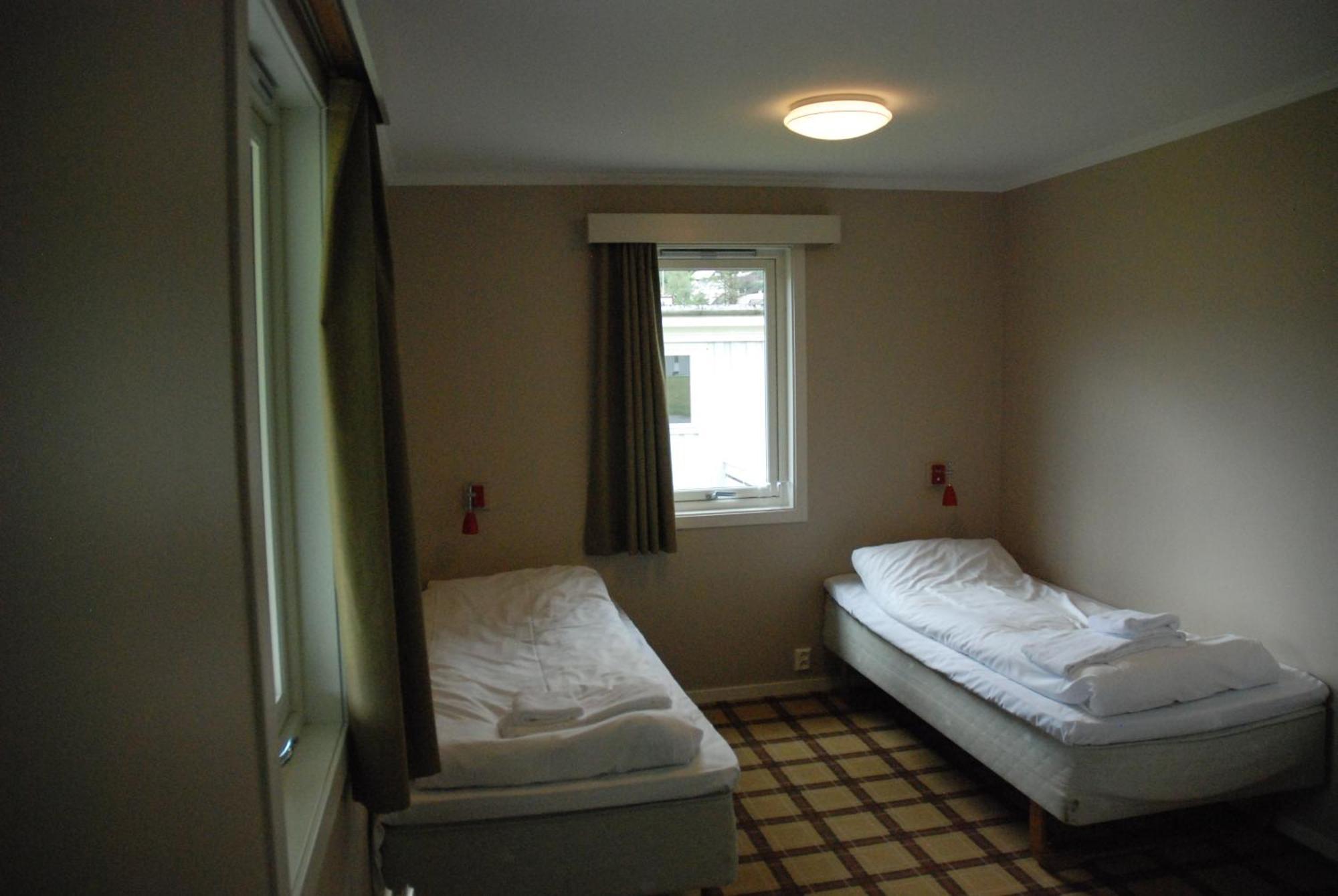 Fleischer'S Motel Voss Room photo
